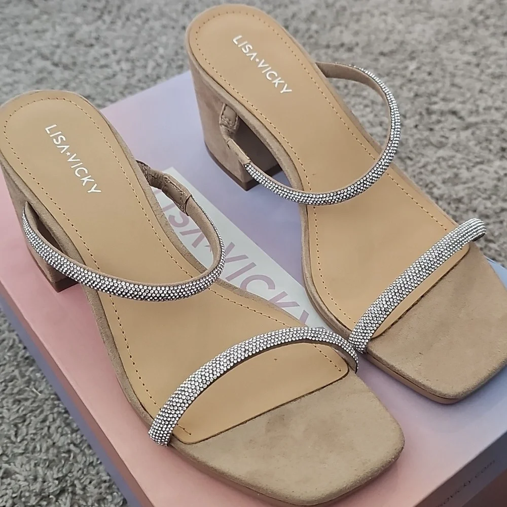 Lisa Vicky Mood Pave' Nude and Silver Heels NIB Size 7.5